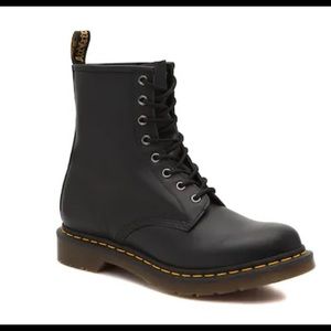 Dr Martens womens 1460 nappa leather boots